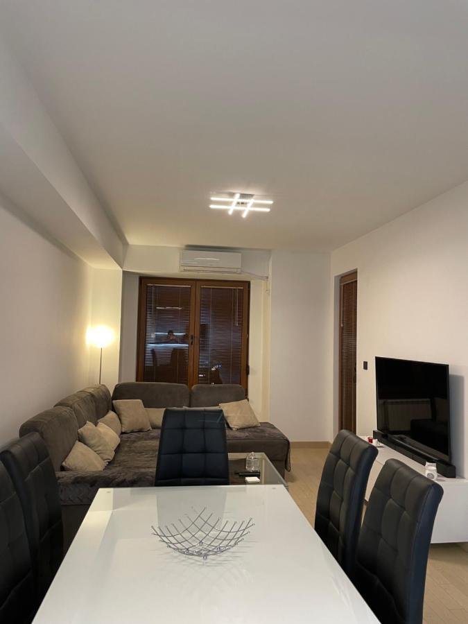 סקופיה Luka Apartments Flatiron מראה חיצוני תמונה