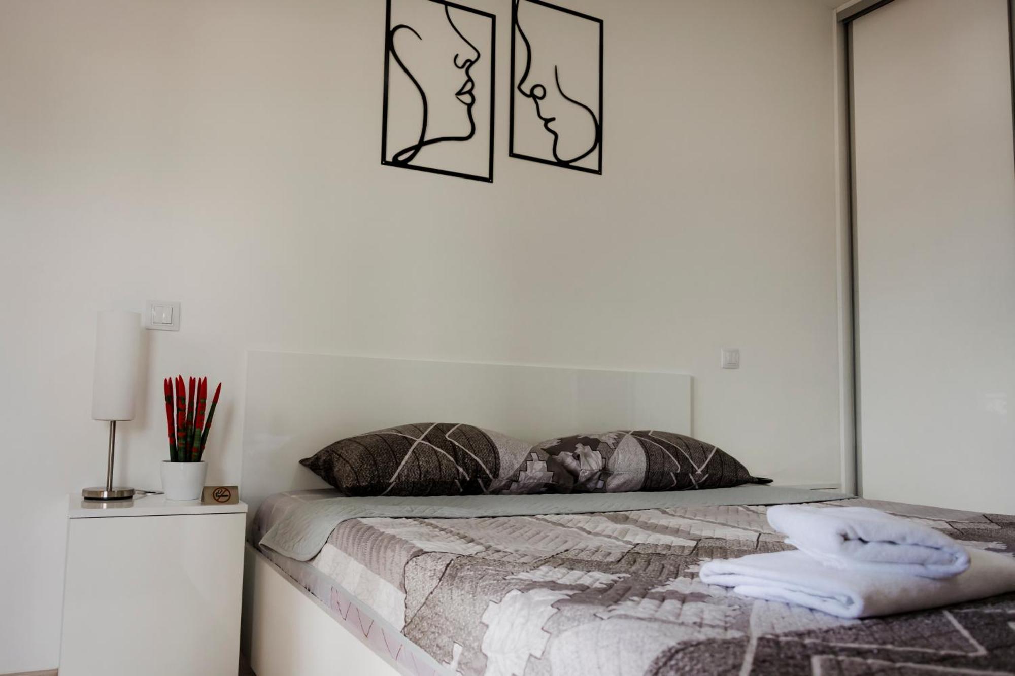 סקופיה Luka Apartments Flatiron מראה חיצוני תמונה